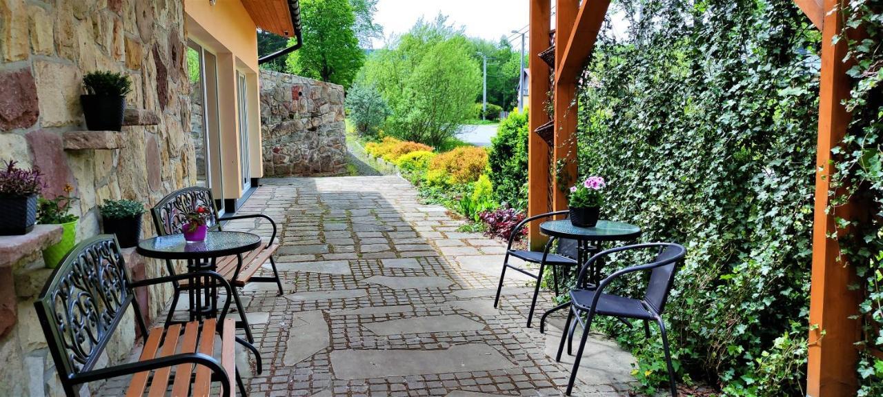 Villa Zielona Roza Wambierzyce Exterior foto