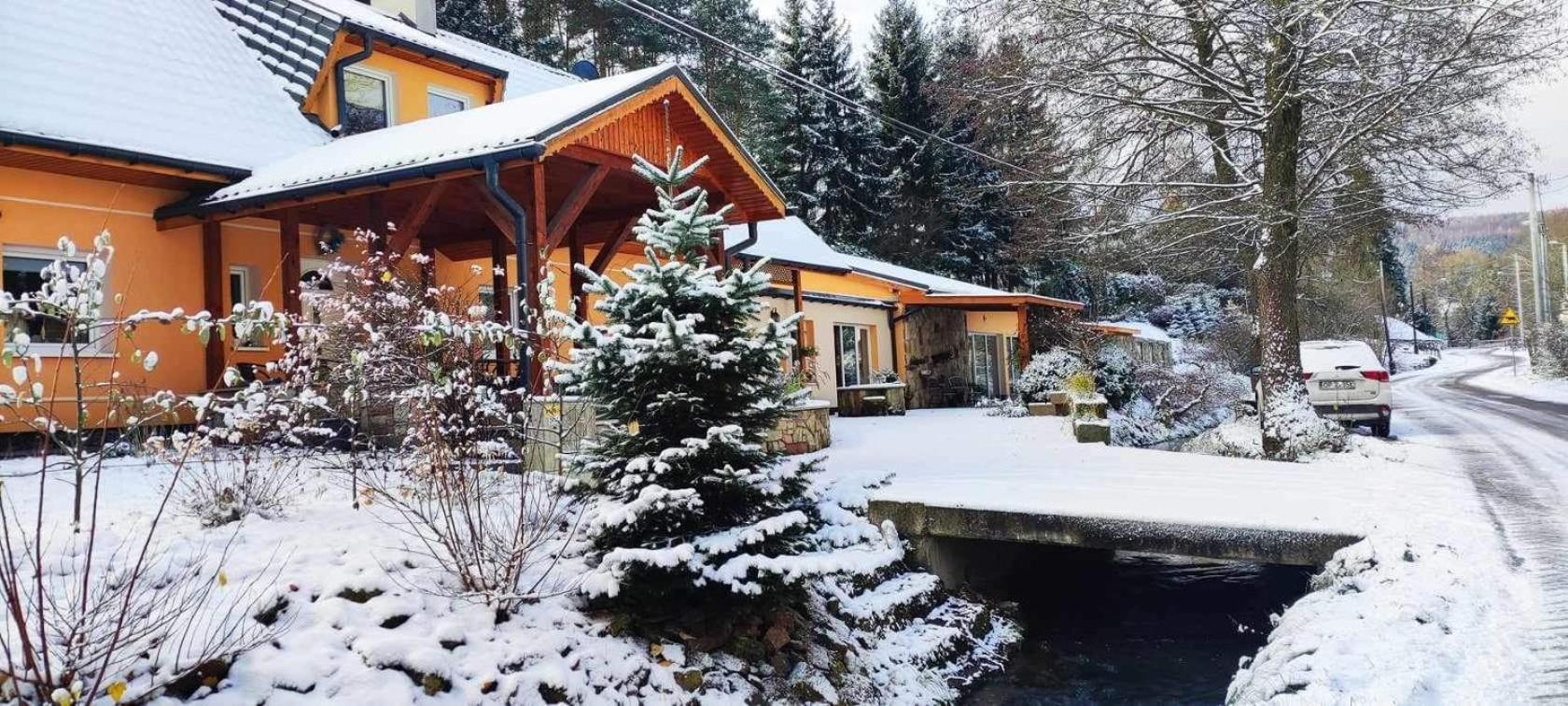 Villa Zielona Roza Wambierzyce Exterior foto
